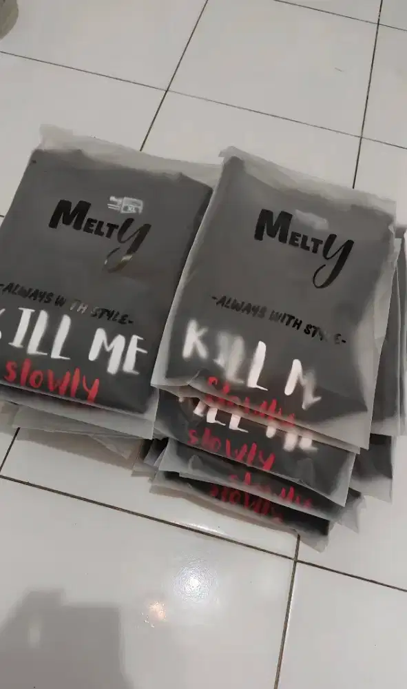 JUAL RUGI !! CUCI GUDANG kaos katun combed 16s BRAND MELTYWITHSTYLE