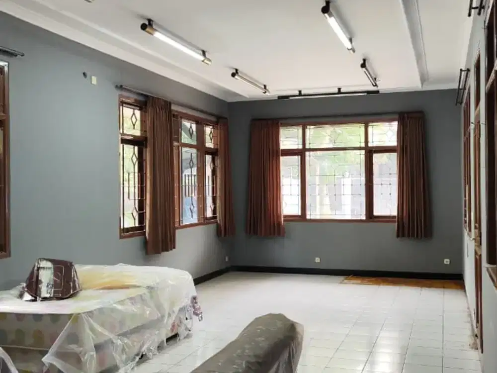 udang & Kantor Taman Holis  lokasi jalan raya arah ke tki bandung