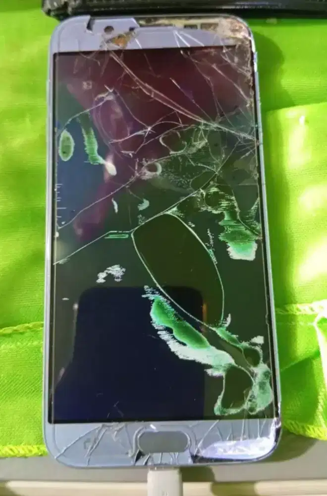 Samsung galaxy J7 pro 3/64 GB