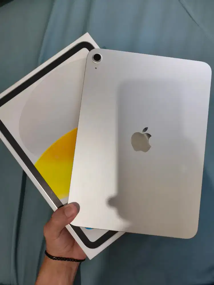 Ipad 11 128gb garansi on like new