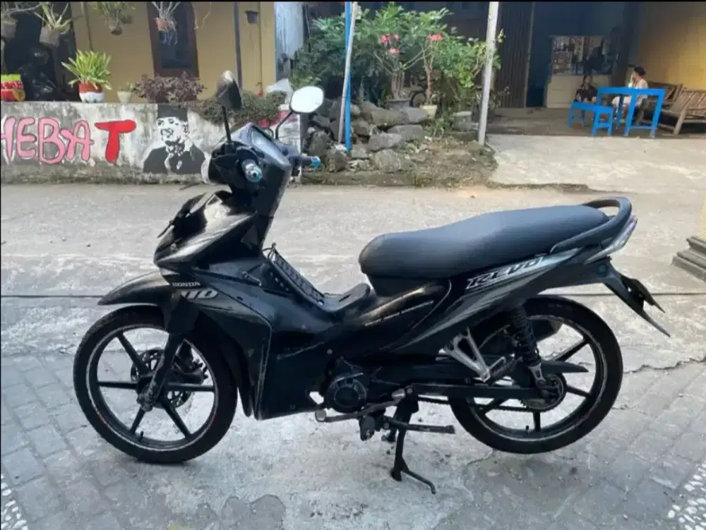 Revo absolute THN 2009 plat AB sleman