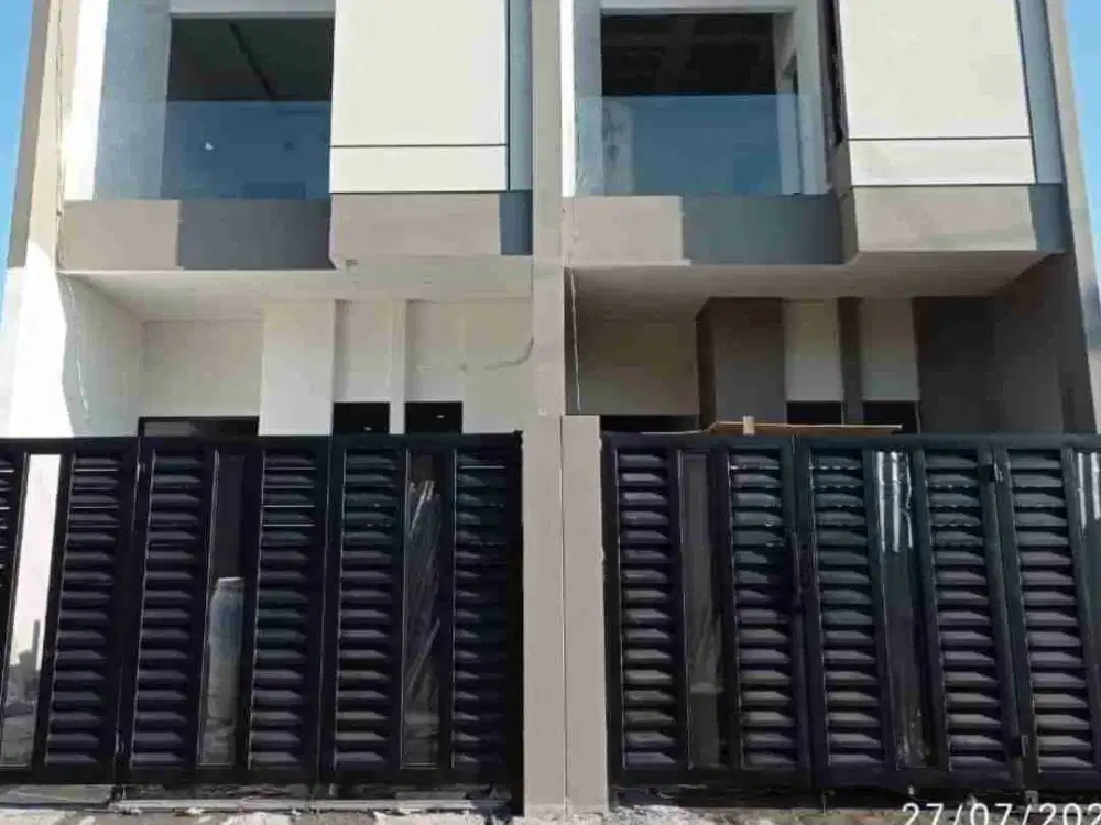 Dijual Rumah Baru Siap Huni di Tenggilis Surabaya