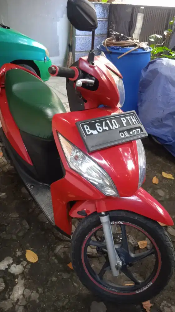 Honda spacy 2012