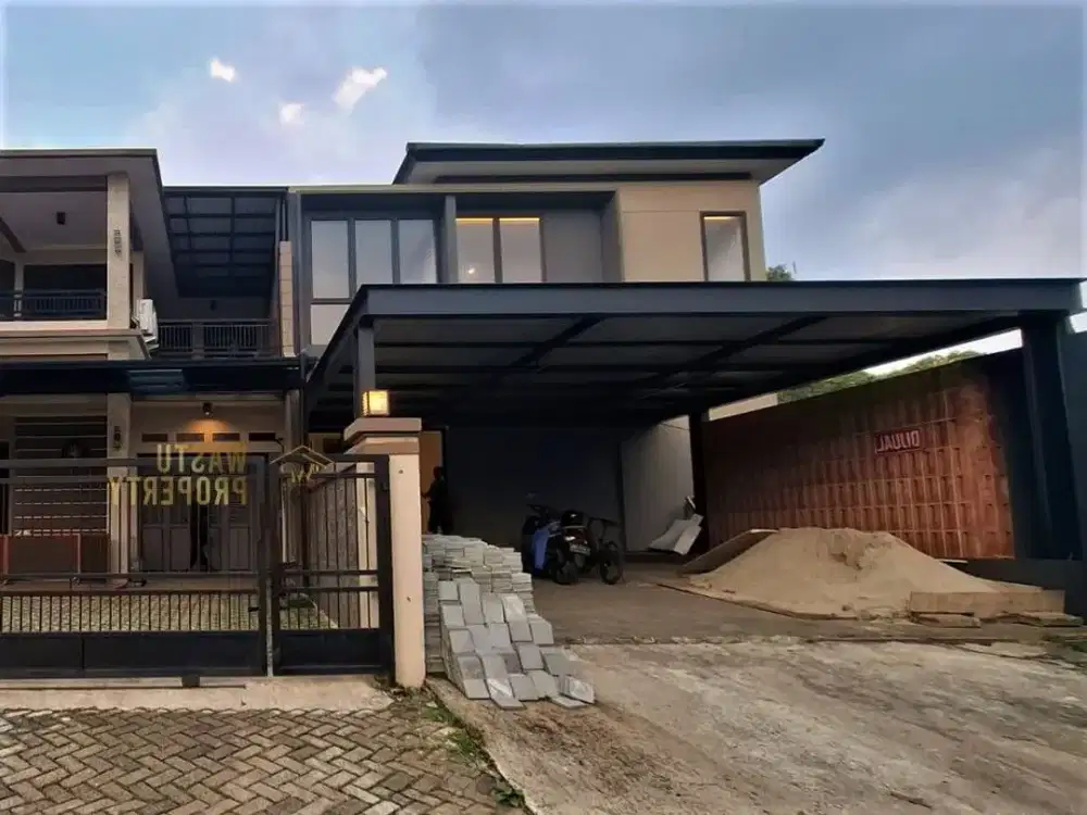 Rumah Siap Huni 2 Lantai Kawasan Premium SouthCity