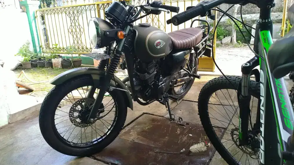 Kawasaki W175 Original an. Sndr Bisa Tukar Tambah Dgn Motor Matic