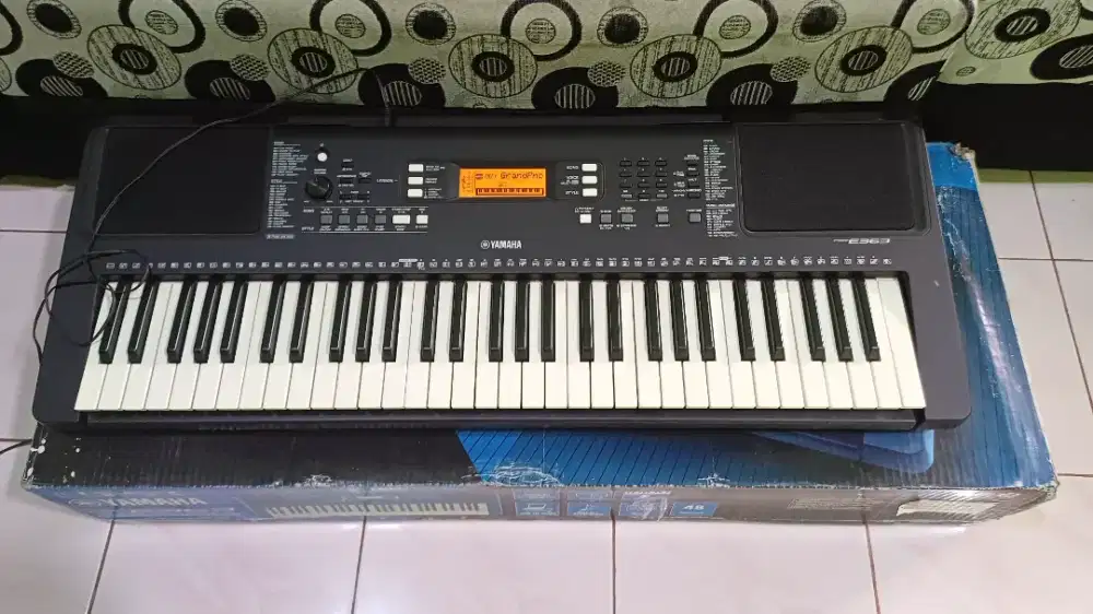 Keyboard yamaha psr e363