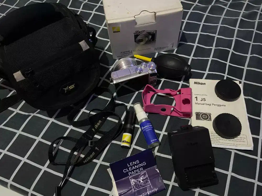 Camera mirrorles Nikon j5
