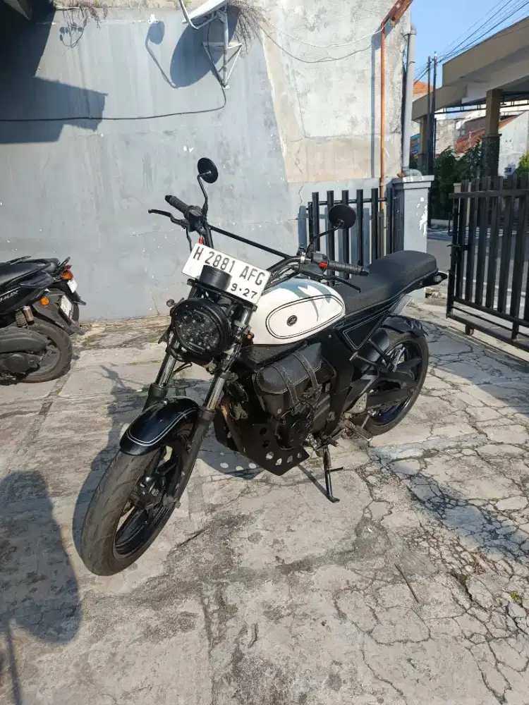Tracker Scrambler Byson Custom