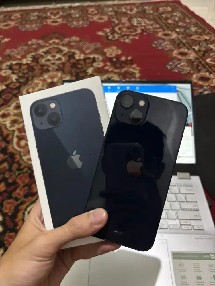 iPhone 13 ibox garansi on