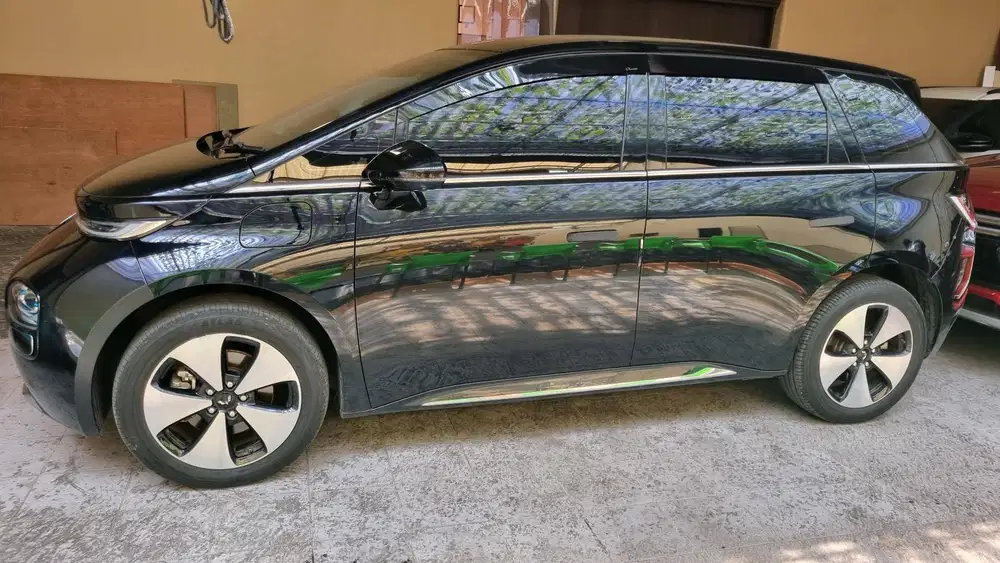 Wuling Cloud EV 2024 Listrik