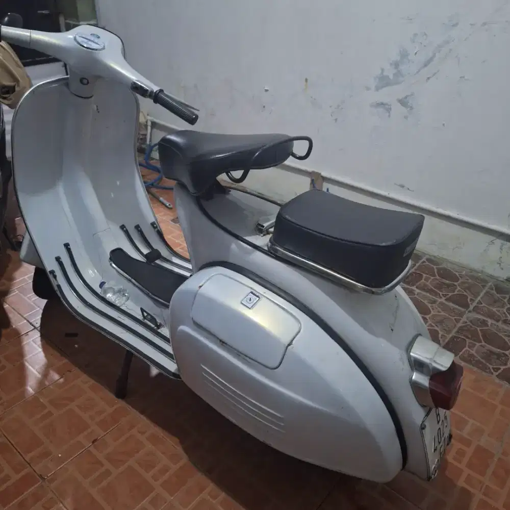 Vespa kesayangan