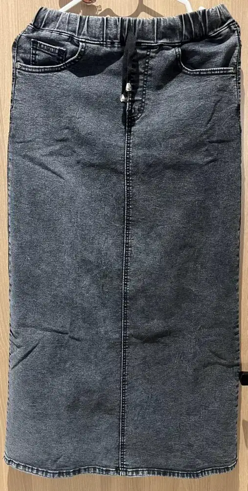 Size M, rok wanita jeans
