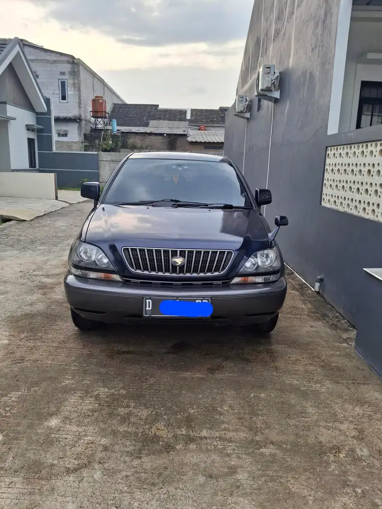 Toyota Harrier 2000 Bensin