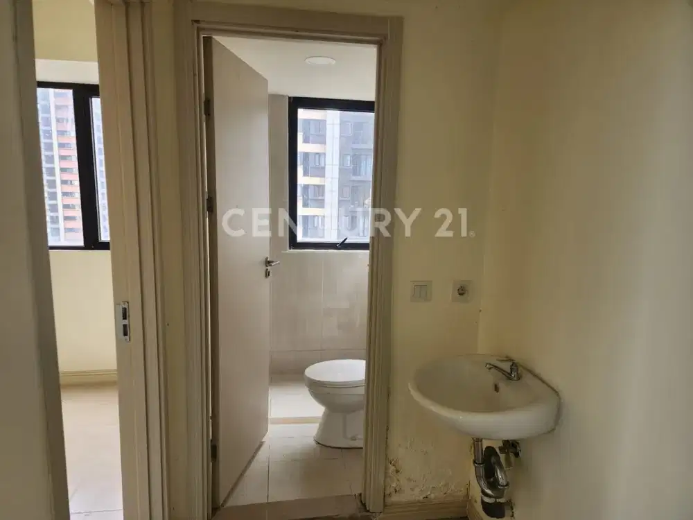 Apartment Meikarta Lippo Cikarang Hadap Danau