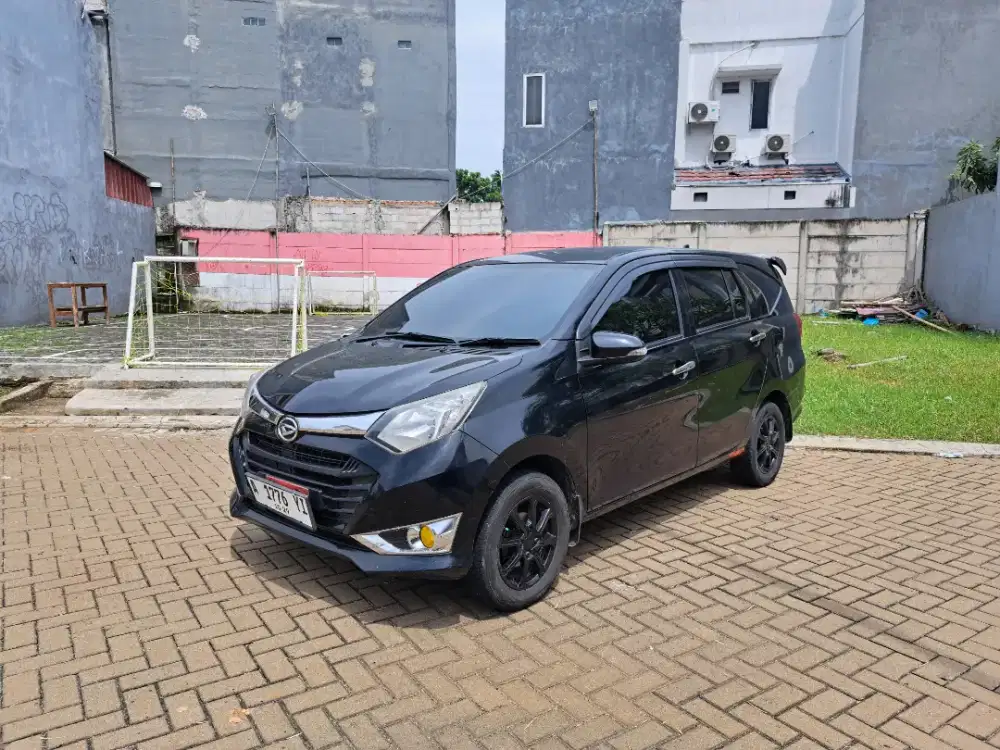 Sigra r mt 2019
