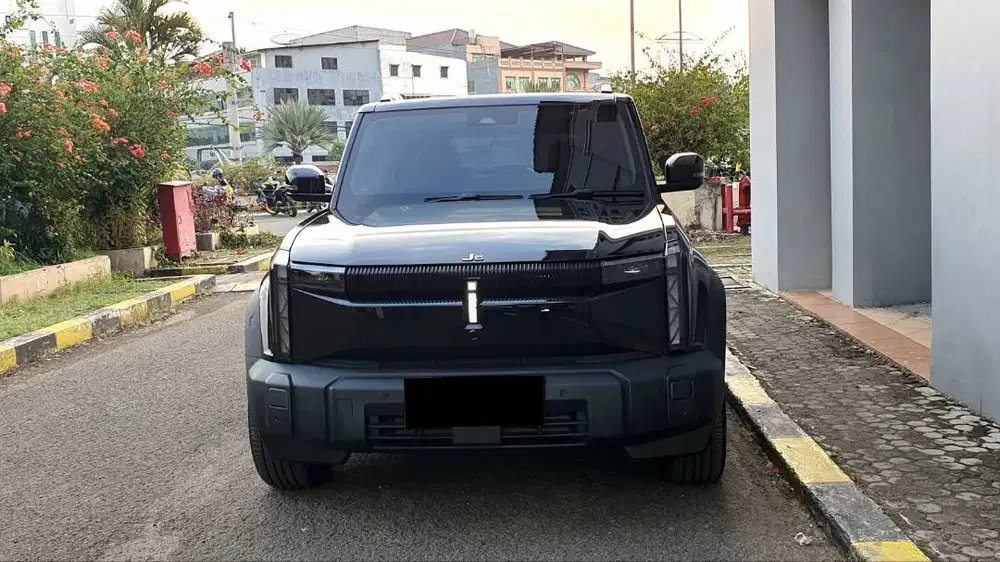 Chery J6 J 6 IWD 4x4 All Road EV Hitam 2025 NIK 2024 Like New Low KM
