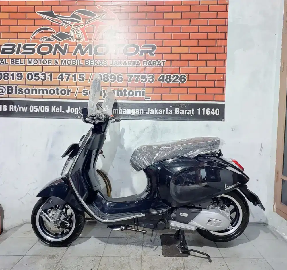 ISTIMEWA KM 1RB! PIAGGIO VESPA SPRINT FACELIFT IGET ABS 150 TAHUN 2025
