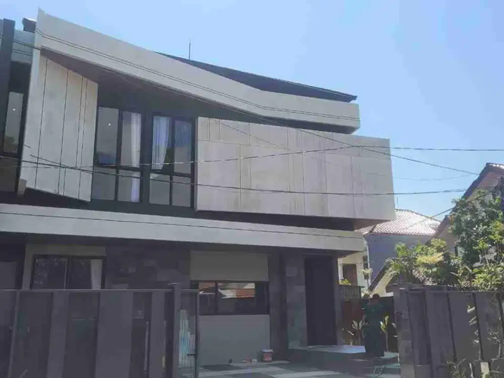 Baru Gress‼️Rumah Hook Manyar Indah