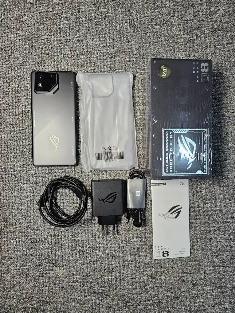 Asus ROG 8 12/256 mulus like new