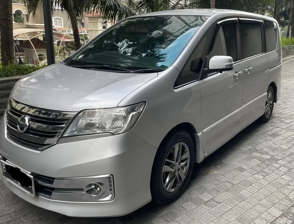 Nissan Serena 2014 Bensin