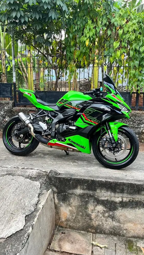 ZX25RR ZX 25R ZX25 RR KASTA TERTINGGI ZX25R! Tipe RR KONDISI LIKE NEW