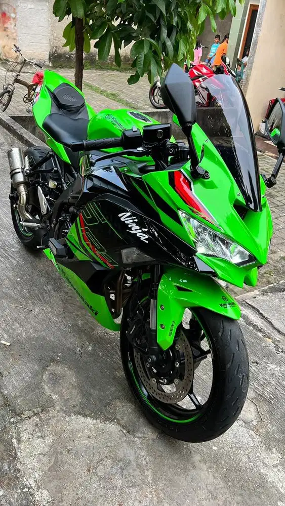 ZX25RR ZX25 RR NINJA 250 TIPE TERTINGGI ABS QS LIKE NEW ISTIMEWA!!
