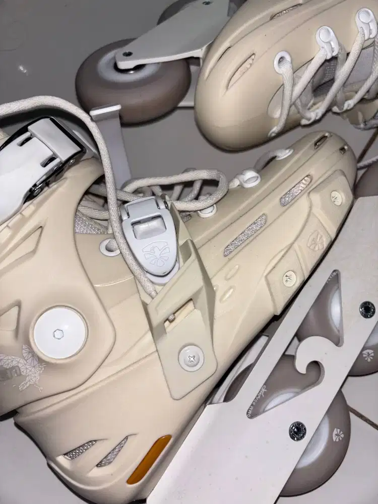 Sepatu Roda Flying Eagle F4 Raven