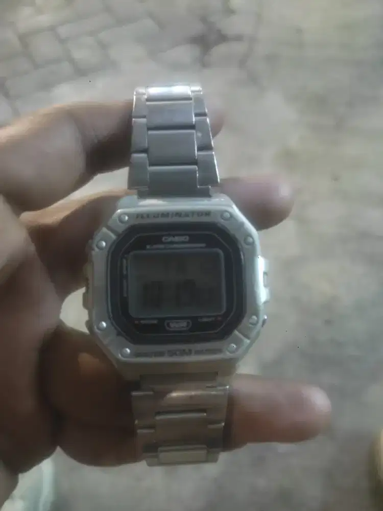 JAM TANGAN CASIO ILLUMINATOR WR 50