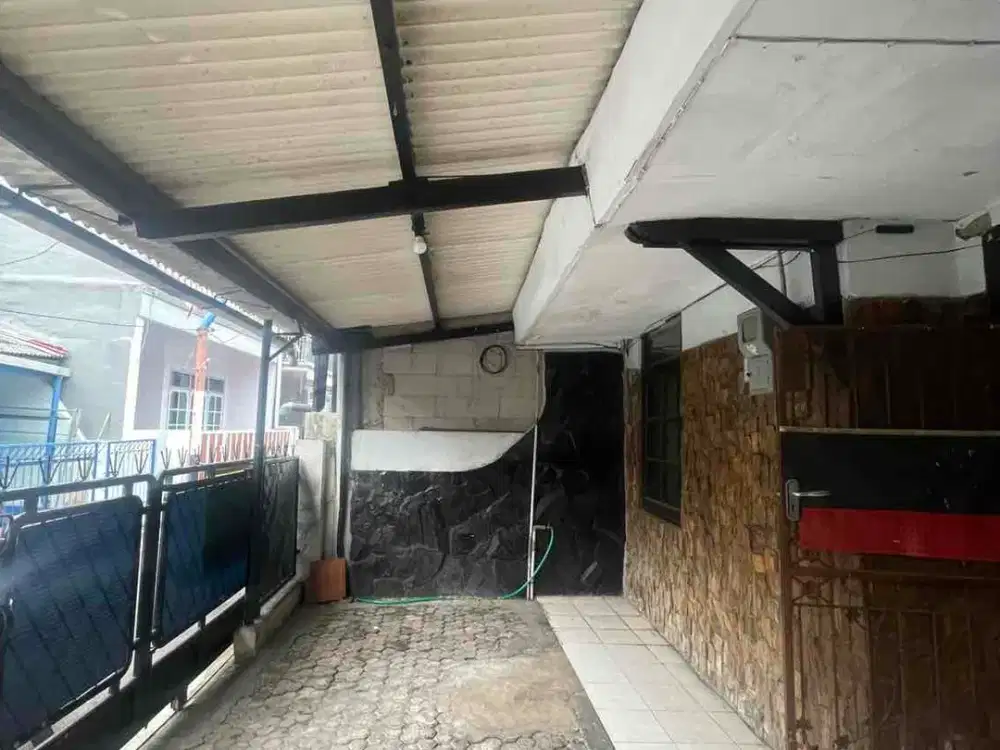 Disewakan Rumah Siap Huni 2 Lantai Antapani
