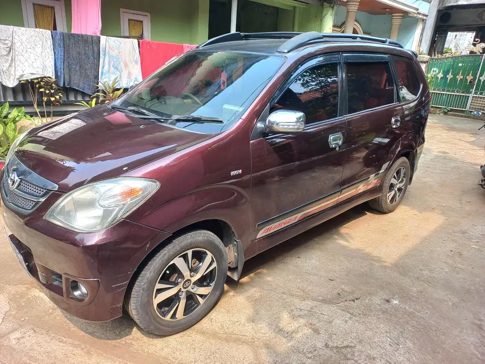 Toyota Avanza 2011 Bensin