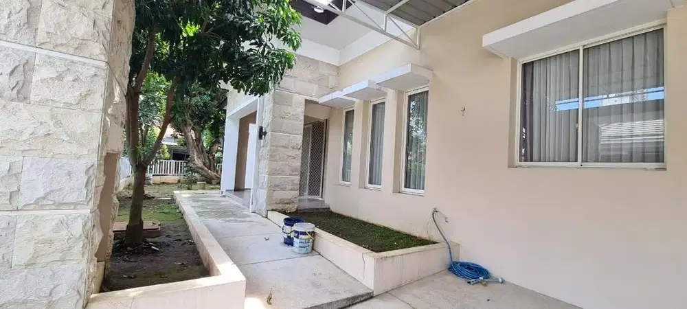 MURAH ! DIJUAL RUMAH DARMO PERMAI TIMUR SIAP HUNI BANGUNAN TAHUN MUDA