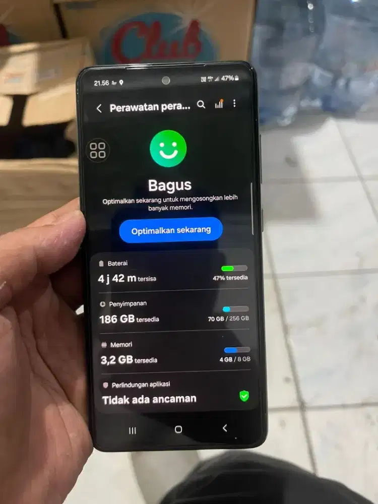Samsung A52s

Ram 8/256GB

Hp & Chasan

minus pemakaian