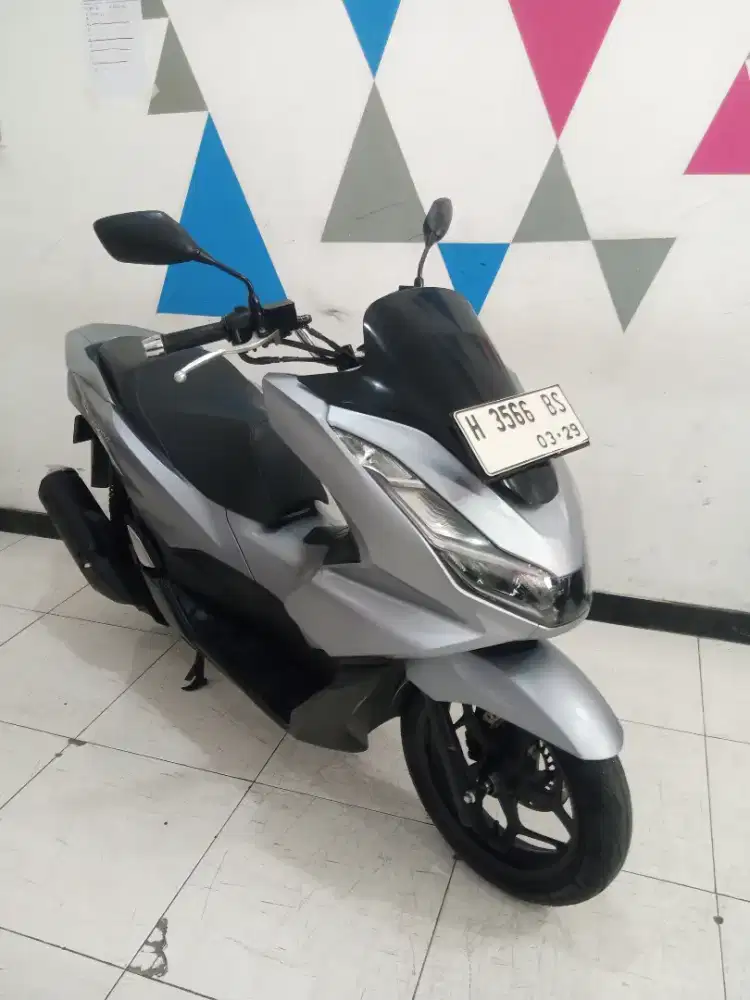 Honda PCX 160 2024 Silver