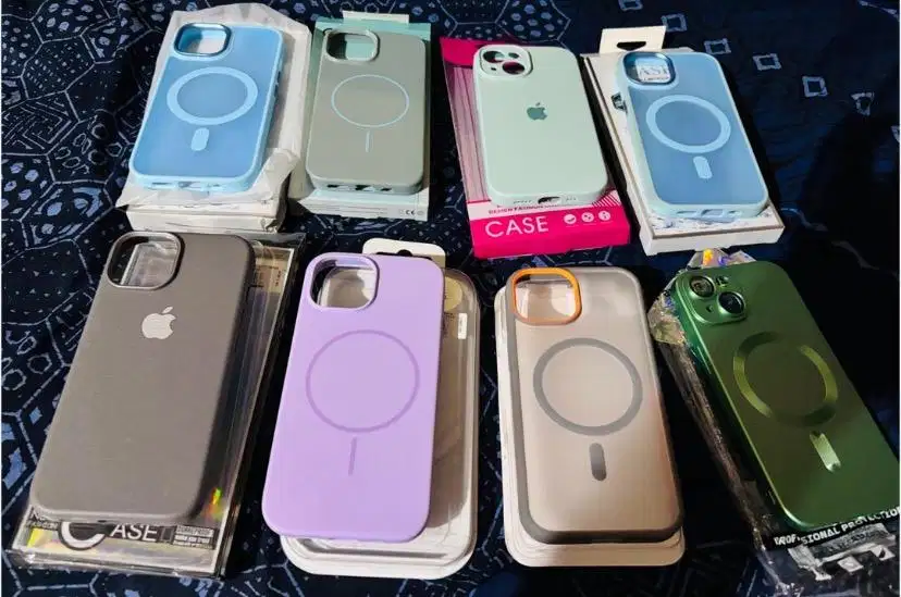 casing iphone 15