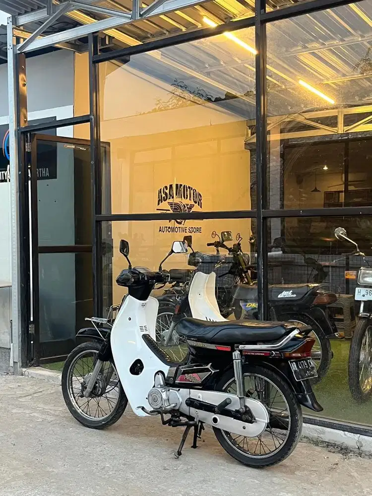 Astrea prima 1990