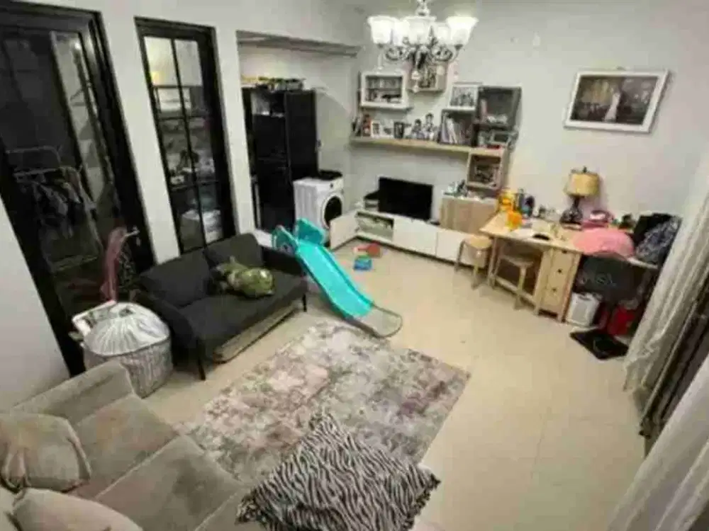 Dijual Rumah Bagus Tingkat 2 Lantai Siap Pakai Di Perumahan Citragrand, Semarang