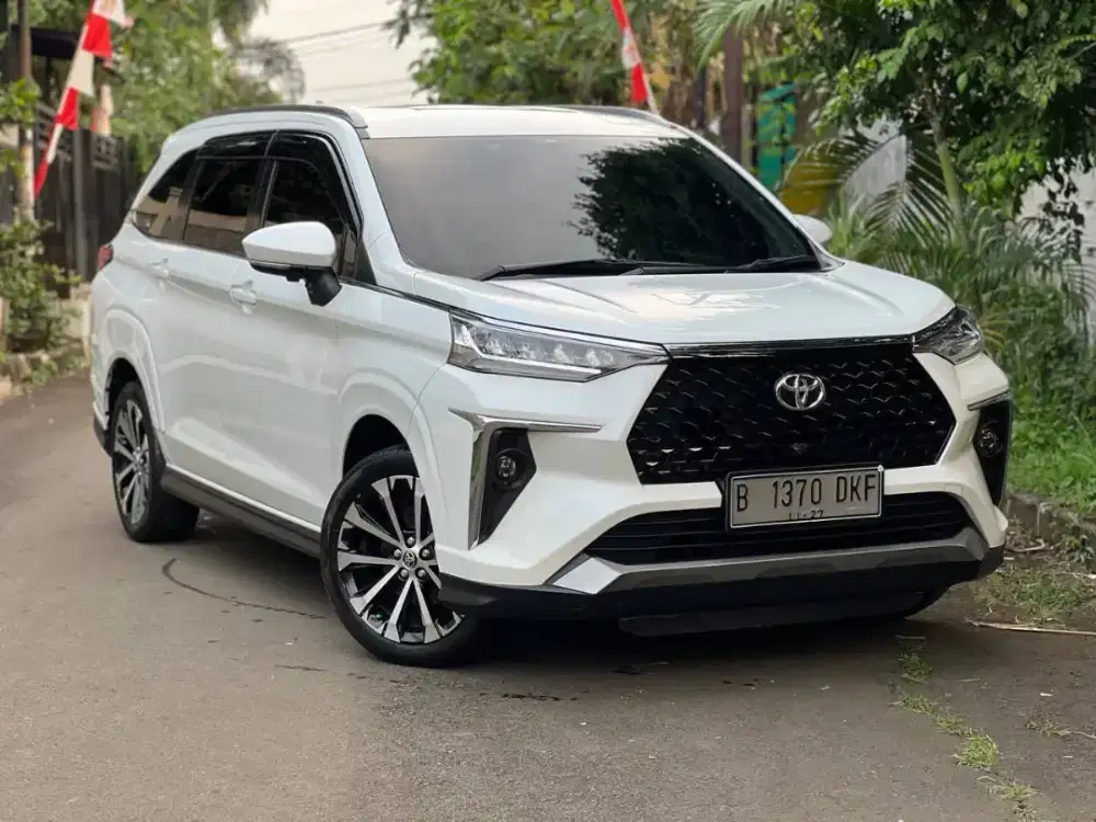 Toyota Veloz Q CVT 2022/2023 Putih favorite avanza g