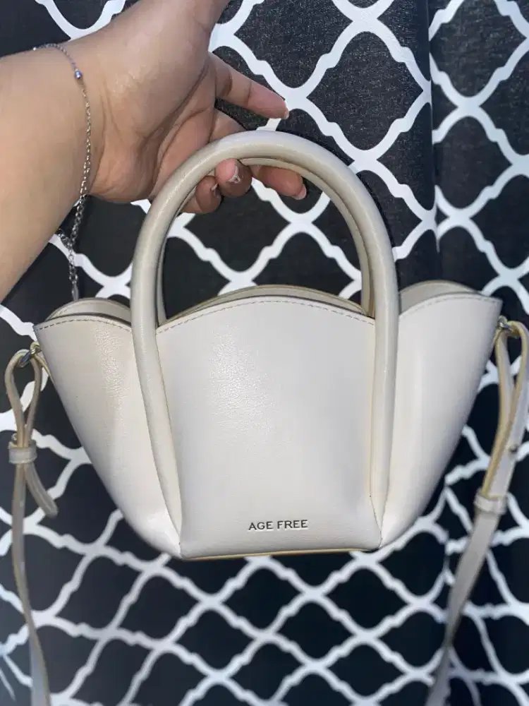 TAS PRELOVED (LIKE NEW)