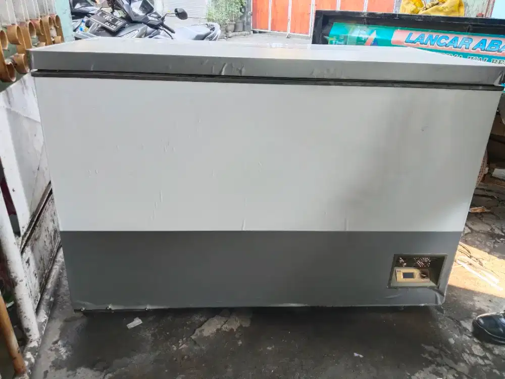 Freserbox gea 400liter orisinil normal beku siap pakai