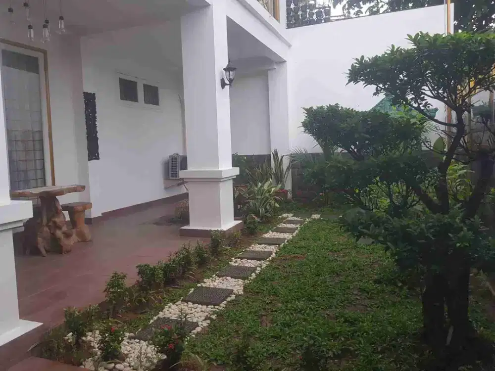 DIJUAL CEPAT RUMAH SHM LUAS 500M 7+2 KAMAR BINTARO