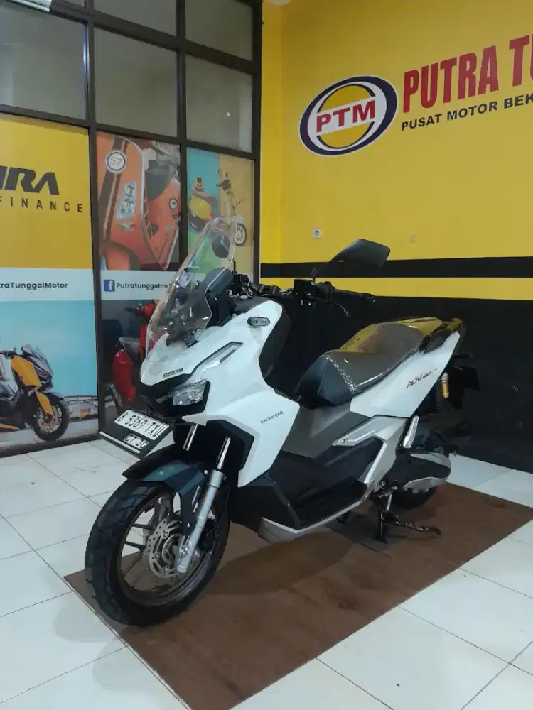 READY ADV 160 ABS 2025