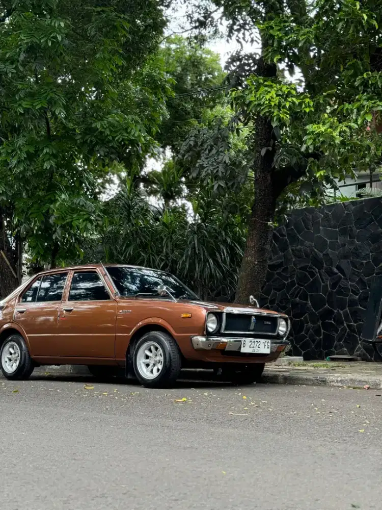Toyota Corolla 1978 (corvet)