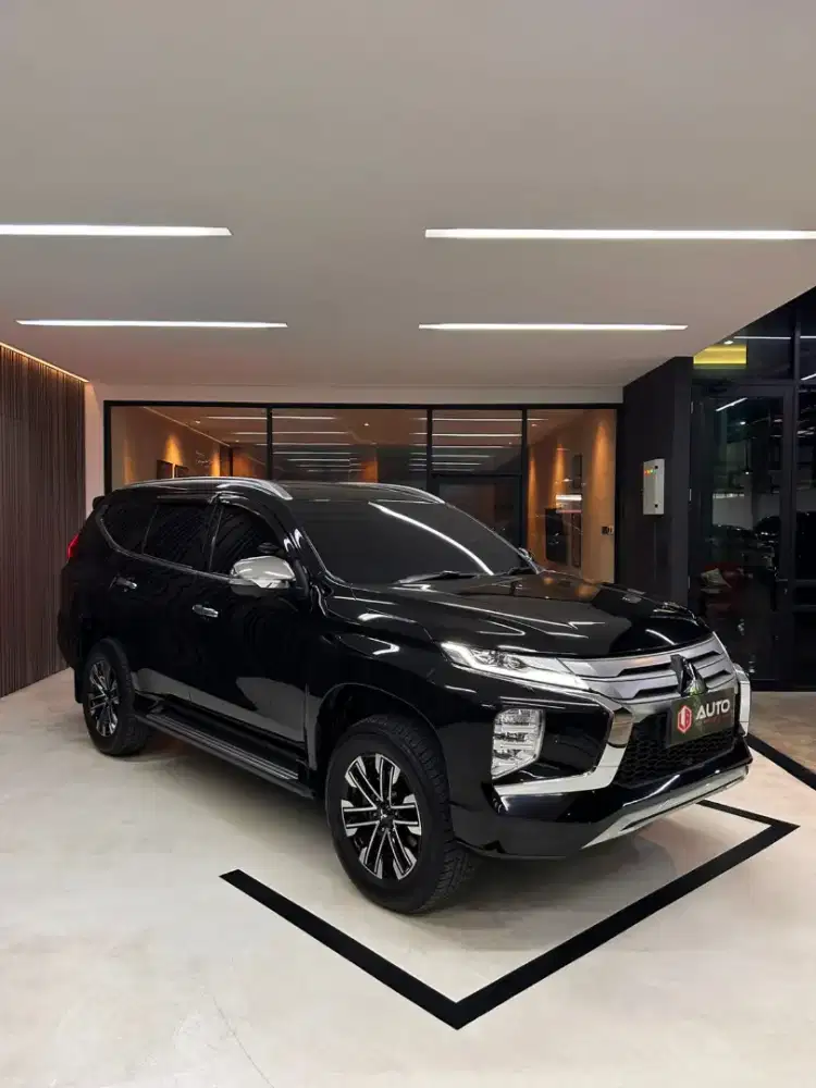 Mitsubishi Pajero Sport Dakar 4x4 2024 Hitam Diesel AT Km16rb Nik 2023