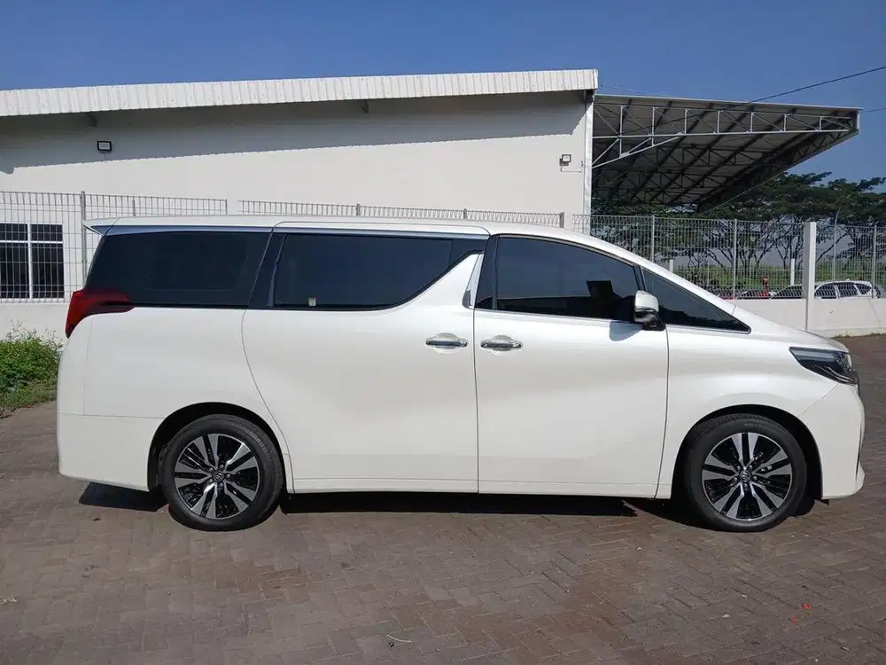Alphard 2.5 G AT