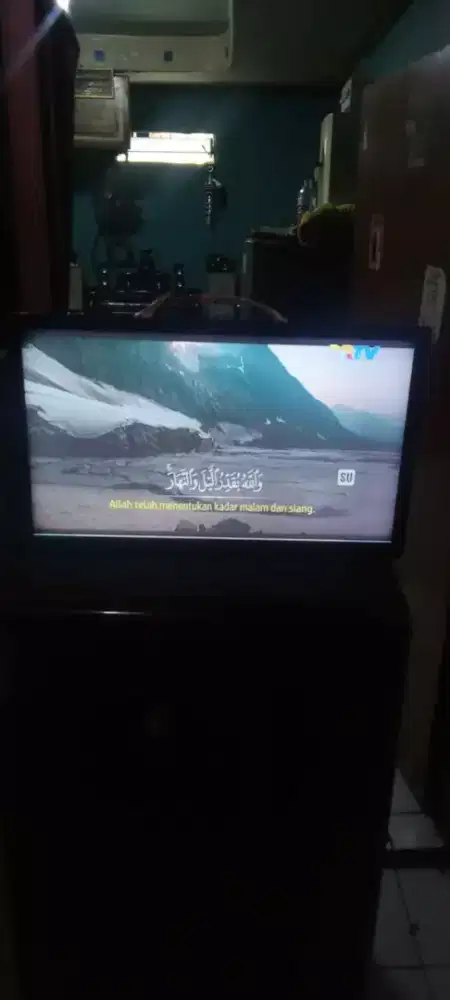 Tv LED merk Toshiba 23in