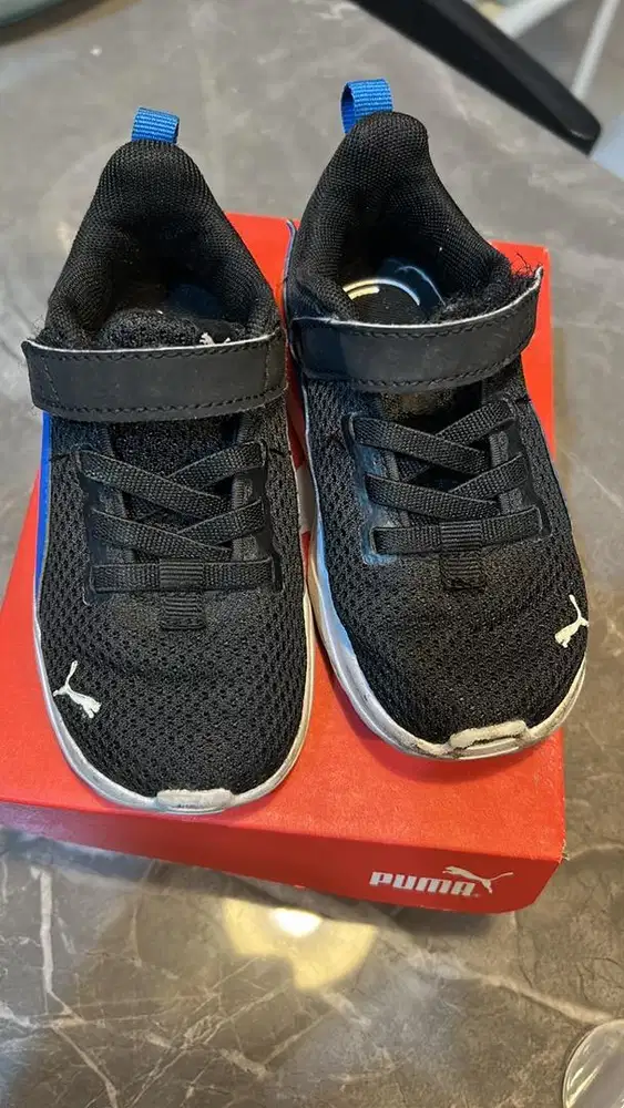 Sepatu anak brand Puma ORI UK 6