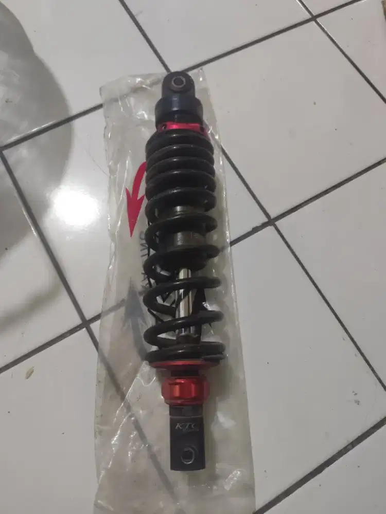 Shockbreaker KTC Razor Black Red Vario 135/150 325mm