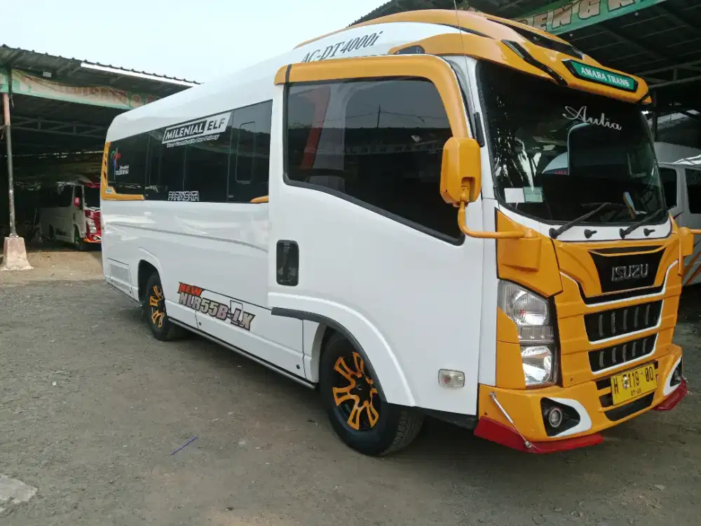 Elf NHR 55 Long casis pariwisata
