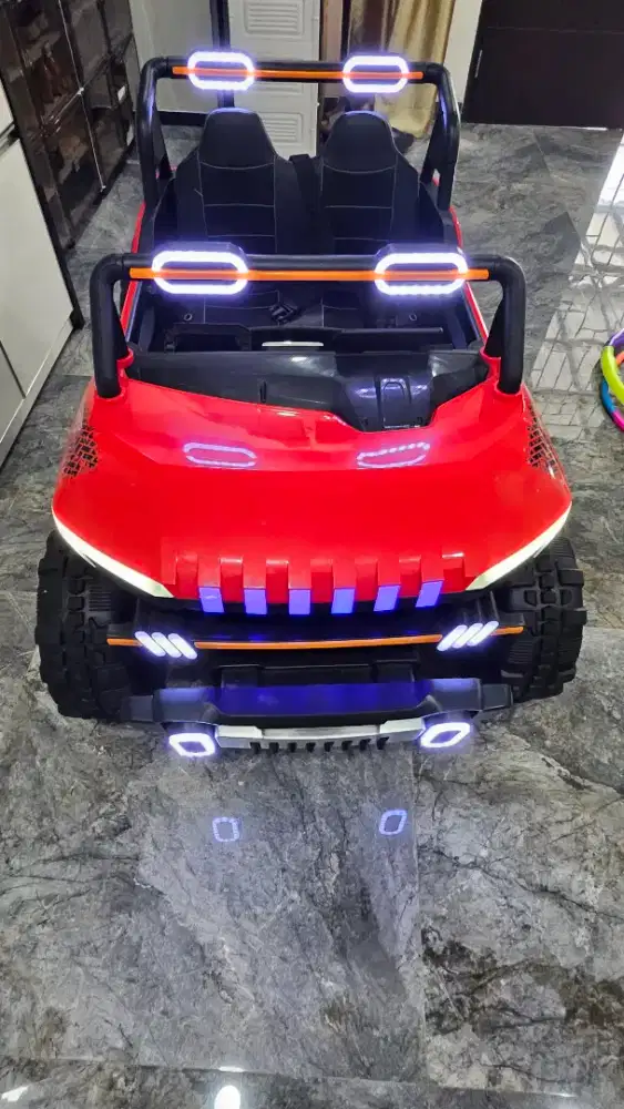 Mainan mobil anak