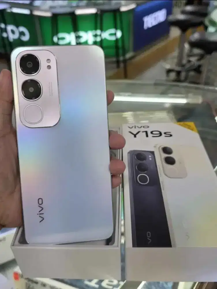 VIVO Y19S RAM 4+4/64 MULUSS FULLSET ORI